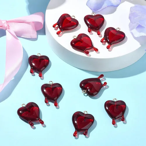 Vista 8 de Ipotkitt 10 dijes de corazón fundido transparente rojo con parte trasera plana, dijes de corazón de San Valentín en forma de corazón para el día