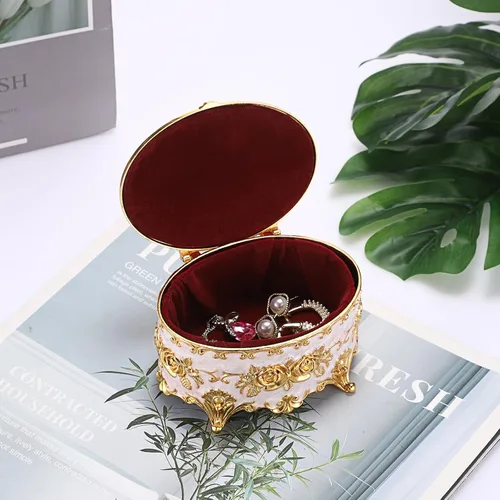 Vista 4 de Hipiwe Joyero de metal vintage, organizador ovalado con diseño de rosas, caja de almacenamiento para anillos, aretes, collar, regalo para mujeres