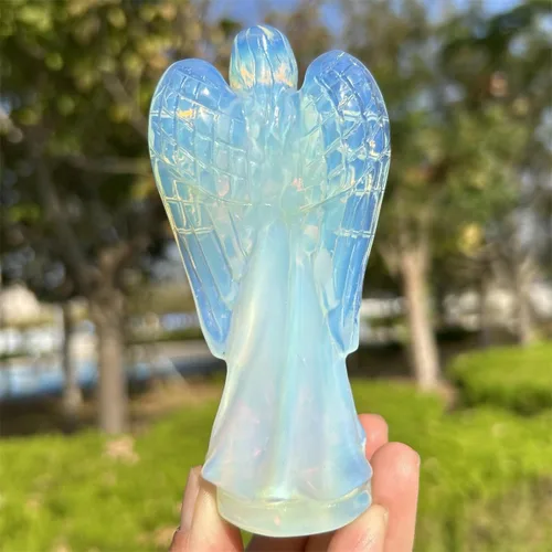 Vista 4 de Estatua de ángel de cristal tallada de 4 pulgadas con piedra lunar opalita, bolsillo de paz, guardián curativo, estatua de ángel de cristal