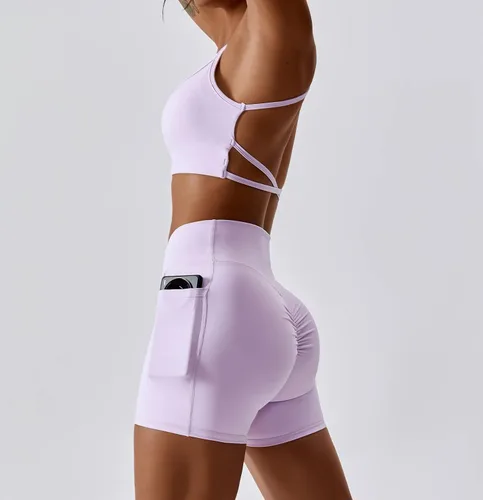 Vista 4 de ABOCIW - Conjuntos de entrenamiento para mujer, brasier deportivo con espalda cruzada, cintura cruzada, pantalones cortos de gimnasio con bolsillos