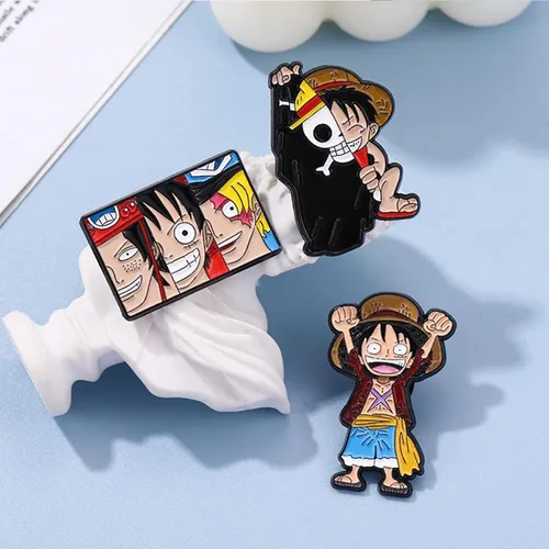 Vista 3 de Alfileres esmaltados de personajes de anime OnePiece Los pines de metal para cosplay de anime son perfectos para mochilas, bolsos, ropa y regalos