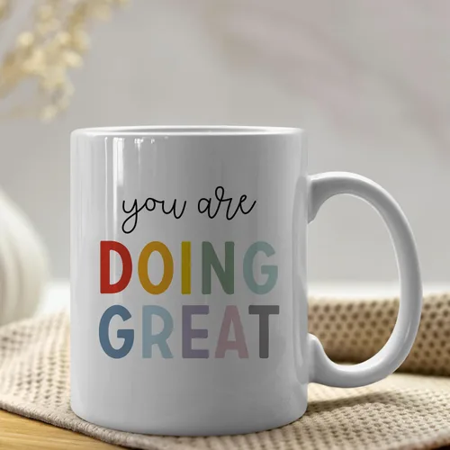 Vista 5 de IWXYI Taza de café con texto en inglés "You Are Doing Great con texto en inglés "You Are Doing Great", taza de café de 11 onzas, regalo inspirador