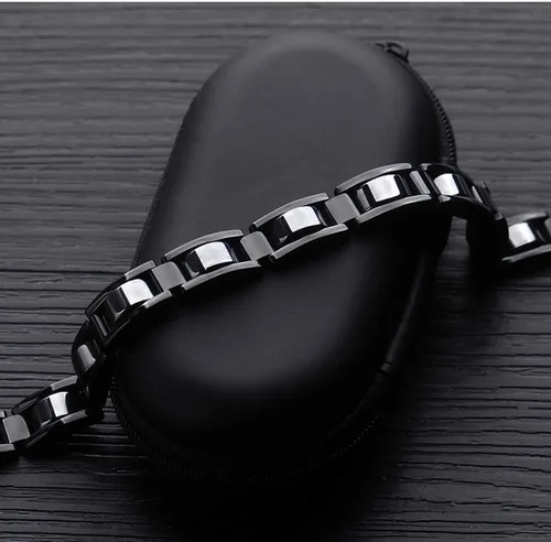 Vista 2 de Feraco Pulseras magnéticas para hombre, pulseras clásicas de acero inoxidable de titanio negro con piedras magnéticas de hematita natural, regalos