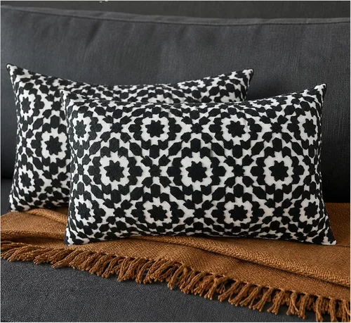 Vista 24 de Funda de almohada de algodón, diseño de bolero. Funda decorativa con diseño geométrico. En lona de algodón. Bordado, con costuras en cadena. 1pc