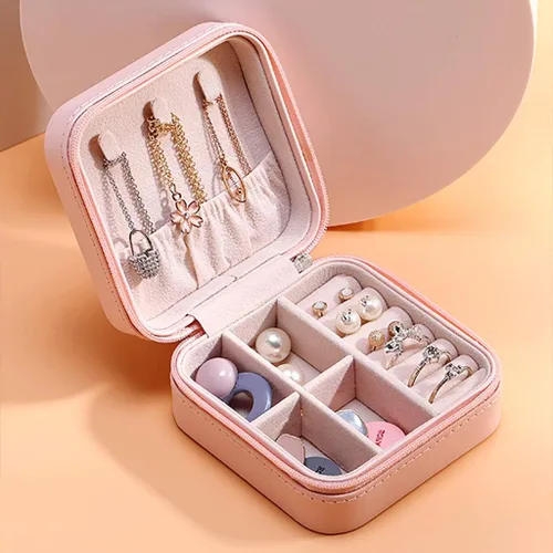Vista 2 de Joyero pequeño de cuero, estuche portátil de viaje para anillos, colgantes, aretes, collares, organizador de pulseras, cajas de almacenamiento (rosa)