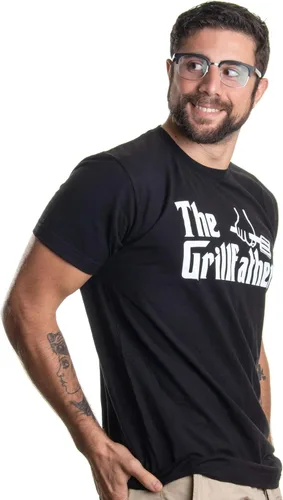Vista 4 de The Grillfather Camiseta divertida para hombres, para papá, abuelo, camiseta divertida para carne asada, humor para hombres