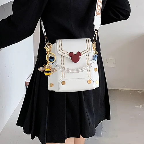 Vista 6 de Honbay 1 llavero de abeja con diamantes de imitación, llavero brillante de abejorro, decoración de animales en una caja para bolsa, monedero, cartera