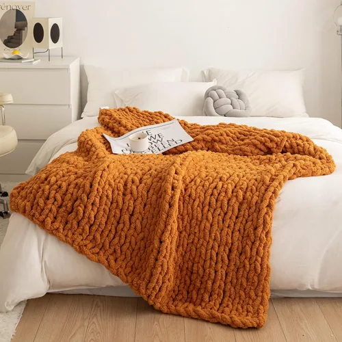 Vista 2 de ATMOSURELY Manta de punto grueso ultrasuave de color naranja quemado, acogedora y esponjosa, hecha a mano, con hilo de felpilla, para cama, sofá