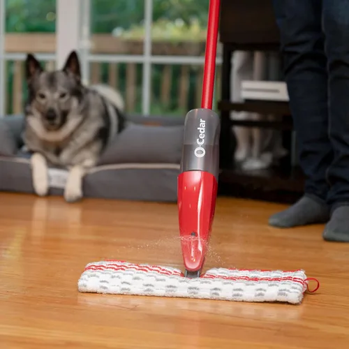 Vista 3 de O-Cedar ProMist MAX Mopa de Spray de Microfibra Elimina el 99% de las Bacterias con Solo Agua, Incluye 1 Repuesto Adicional