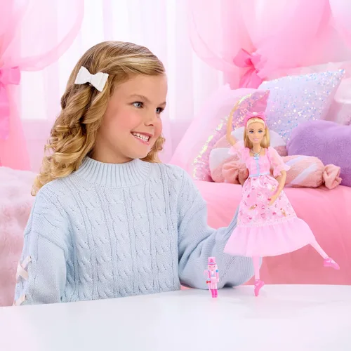 Vista 2 de Barbie en el cascanueces Clara Ballerina Doll