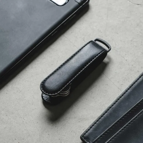 Vista 5 de Jibbon Organizador de llaves de cuero italiano de alta calidad, elegante llavero con acero inoxidable 316 de grado marino, llavero compacto EDC