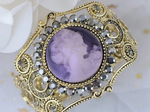 Vista 2 de Alilang Pulsera de mujer con camafeo victoriano morado antiguo en tono dorado antiguo