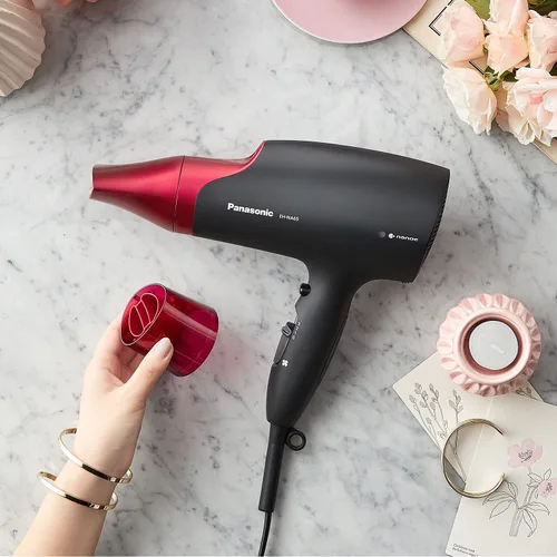 Vista 13 de Secador de cabello Panasonic EH-NA65-K., Rosado