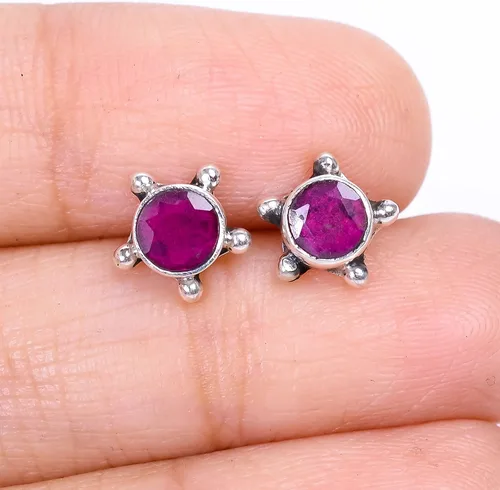 Vista 26 de Round Gemstone Stud Design 2