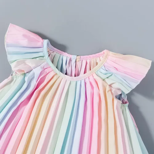 Vista 5 de MILKI RABBIT Vestido plisado con mangas volteadas y colores colores pastel arcoíris