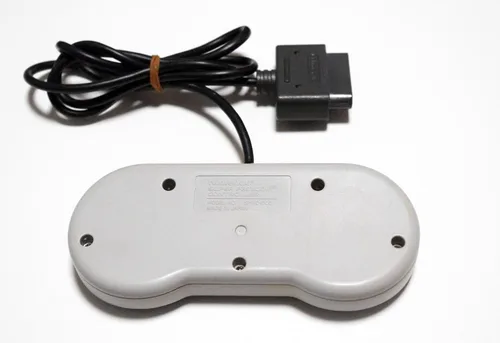Vista 2 de Super Nintendo Super Famicom Controller (Renewed)