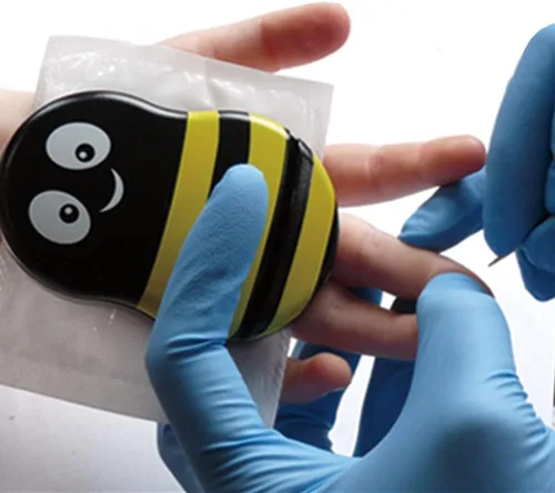 Vista 4 de Buzzy Kit de atención médica (negro) – FDA/510 (k) paquete de hielo vibratorio para uso clínico – Confiado por hospitales de todo el mundo – Más