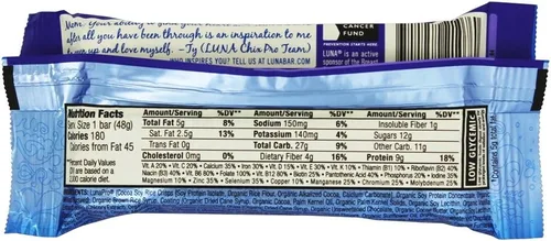 Vista 2 de LUNA BAR - Barras de aperitivos sin gluten - Magdalena de chocolate - 0.28 oz de proteína - Sin OMG - Snacks saludables a base de plantas - Snacks