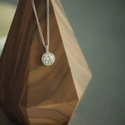 Vista 2 de Collar Gracia de Perla Regalo para Tía, Joyería, Cumpleaños, Día de la Mujer, Sobrina a Tía Regalo para Tía Regalo en Español