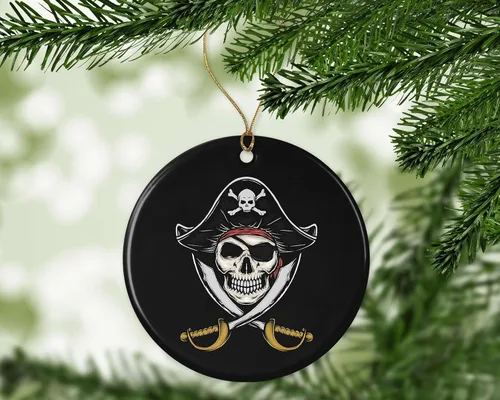 Vista 2 de Adorno navideño Jolly Roger con calavera pirata, espadas cruzadas, recuerdo, adorno de cerámica, idea de regalo, árbol de Navidad impreso en ambos