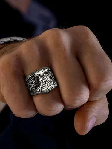 Vista 8 de FaithHeart Norse Viking Jewelry - Anillo de acero inoxidable de guerrero para hombre con diseño vikingo de cabeza de lobomartillo de Thor