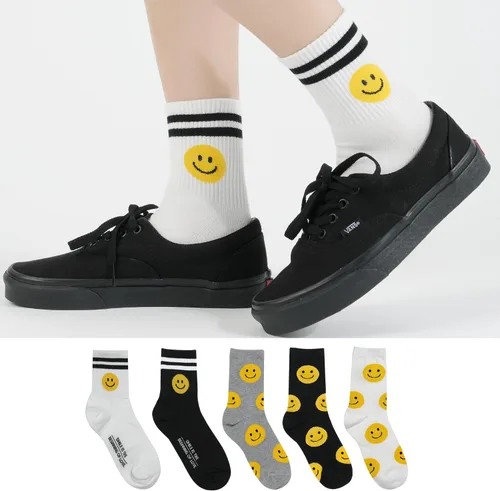 Vista 2 de Calcetines lindos para mujer 4-6 pares de calcetines de algodón con diseño de carácter sonriente con estampado de corazón y frutas US 6-8