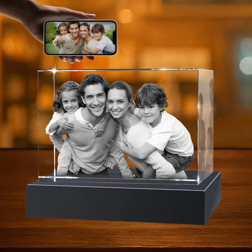 Vista 25 de Marco de Fotos Personalizado de Cristal 3D Rectangular Pequeño (Horizontal) – Premium: Base LED Multicolor, Envoltorio para Regalo y Tarjeta 3D