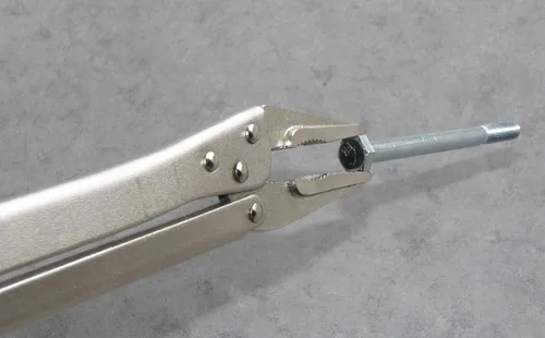 Vista 3 de Triplett TT-200 LongLockers - Alicates de bloqueo de 15 pulgadas con alcance extendido y mango antideslizante