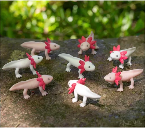 Vista 4 de Accoutrements Archie McPhee Itty Bitty Axolotls 8 Pack