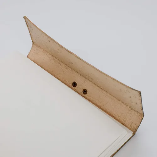 Vista 4 de Diario del Pentágono de cuero hecho a mano Cuaderno de escritura diario Bloc de notas diario encuadernado para hombres y mujeres, papel sin