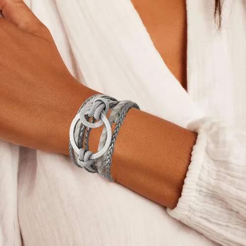 Vista 4 de hotoo Pulsera de cuero para mujer, pulsera de cuero bohemia, pulsera de metal dorado, pulseras trenzadas hechas a mano en capas para mujeres