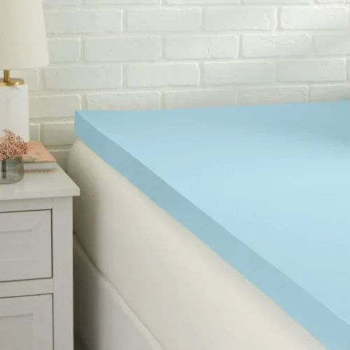Vista 7 de Amazon Basics Cubrecolchón tamaño individual, infusión de gel refrescante, certificado CertiPUR-US, 2 pulgadas, azul