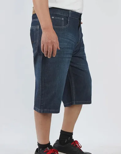 Vista 2 de TheyLook Pantalones cortos de mezclilla sueltos con bolsillo para hombre