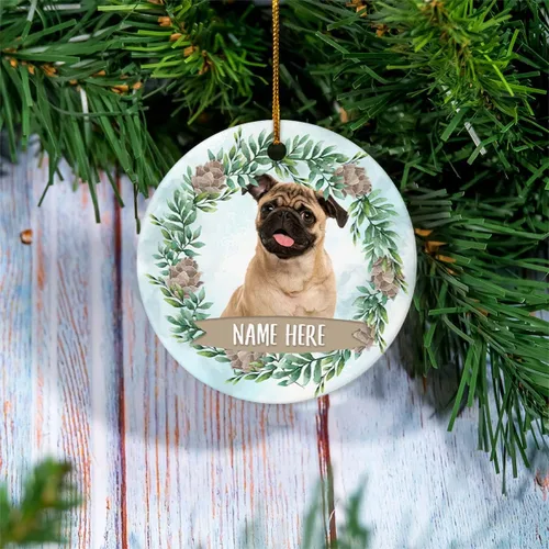 Vista 2 de Personalized Pug Fawn Puppy Christmas Ornament - Custom Name Circle Ceramic Keepsake Gift for Dog Lovers