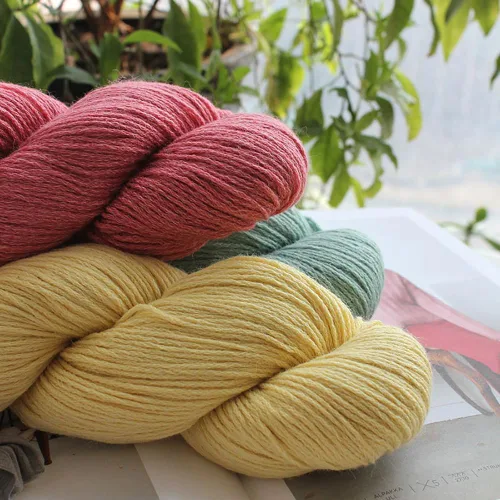 Vista 2 de Amano Awa - Hilo (3.5 onzas/328 yardas/madeja), hilo de mezcla de algodón de alpaca, hilo de punto suave para suéter, chal, bufanda, sombrero, #1115