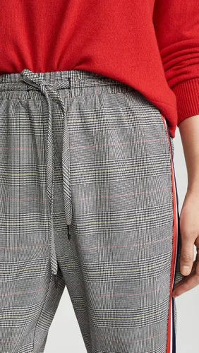 Vista 6 de Cupcakes and Cashmere Pantalón deportivo a cuadros Stella para mujer con detalle de pelado, negro, talla M, Negro