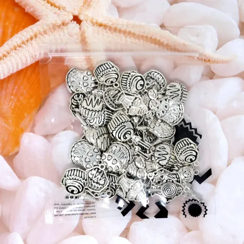 Vista 7 de Honbay 70 dijes de aleación para tartas, piruletas, helados, magdalenas, alimentos, colgantes para aretes, pulseras, collares, joyería (7 estilos)