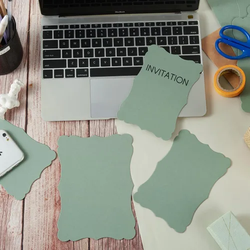 Vista 6 de Paquete de 50 Tarjetas en Blanco Verde Salvia, Cartulina de Papel Kraft Grueso Marrón, Tarjetas de Felicitación para DIY, Tarjetas de Regalo, Menús