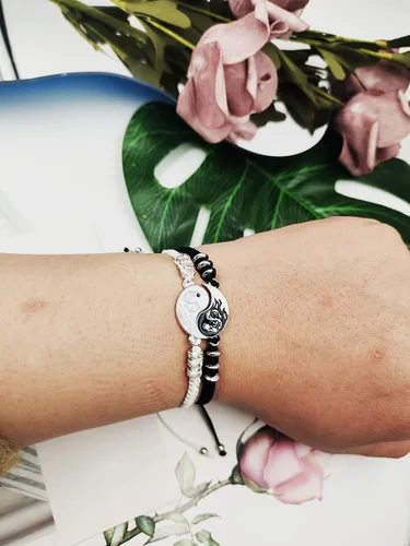 Vista 4 de INENIMARTJ Juego de 4 collares de pulsera de dragón a juego de Yin Yang para mujeres y hombres, pulsera de pareja de Yin Yang collares con colgante
