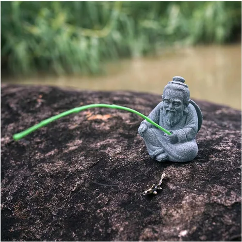Vista 6 de Mini estatua de pescador para acuario, pequeñas figuras de pesca japonesas para jardín de hadas, acuario, estanque, bonsái, pecera, accesorios