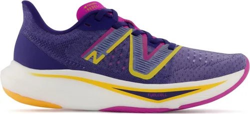 Vista 2 de New Balance Tenis de correr FuelCell Rebel V3 para mujer