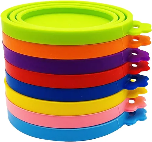 Vista 4 de XYSMZM 8 fundas para latas de mascotas, tapas de latas de comida para todas las latas de perro y gato de tamaño estándar.