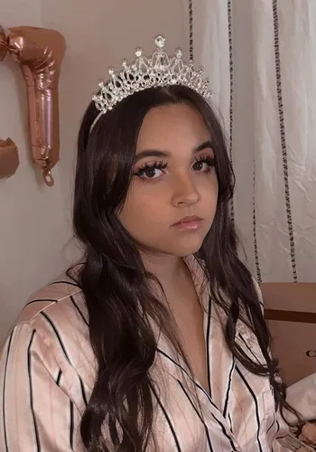 Vista 4 de COCIDE Tiara y corona para mujer con diamantes de imitación, para fiesta de cumpleaños, tiaras de princesa para niñas, accesorios para el cabello