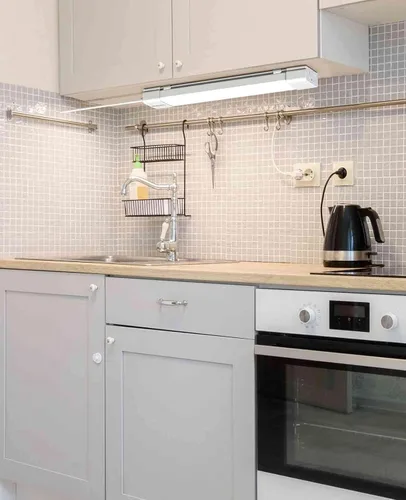 Vista 7 de WNSNOU Lámpara de Tubo LED con Enchufe, Luz Utilitaria de Tienda de 1.4 pies, 1800 LM, 5000 K, Luz de Gabinete Enlazable para Garaje, Cocina, Baño