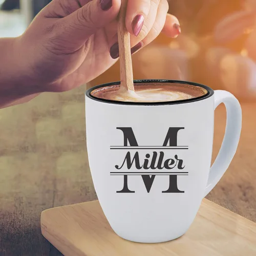 Vista 4 de The Wedding Party Store Taza personalizada grabada para café y té - Taza de café y té personalizada (blanca)