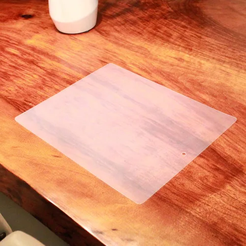 Vista 4 de Tapete universal flexible para tabla de cortar para cocina en casa, 12 x 15 pulgadas, paquete de 10, transparente