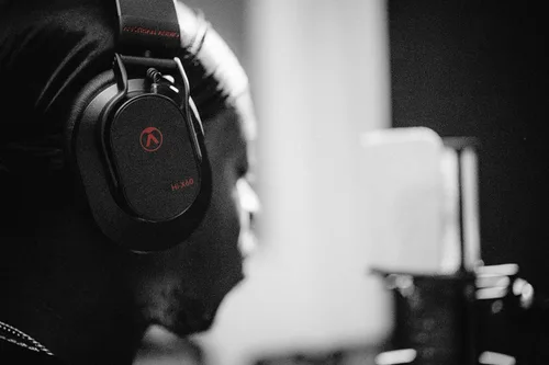 Vista 7 de Austrian Audio - Hi-X60 Auriculares profesionales cerrados sobre la oreja
