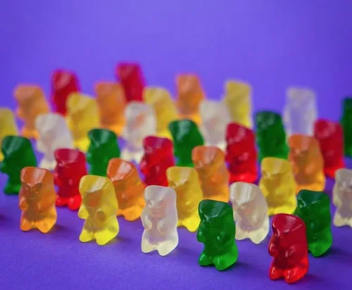 Vista 3 de Haribo of America Goldbears - Caja de teatro de 3.4 onzas, paquete de 1