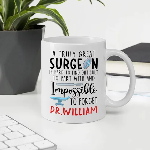 Vista 3 de Taza de café con nombre personalizada para hombres, mujeres, cirujano médico, taza de café blanca personalizada para cirujano ortopédico, taza