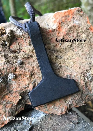 Vista 6 de Collar con colgante de martillo nórdico Mjolnir de Thor, Hierro, collar